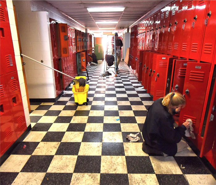 SERVPRO of Dothan cleaning Cottonwood High School from fire damage 